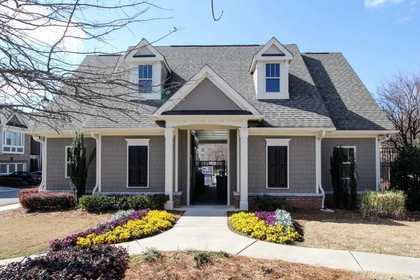 7355 Glisten Avenue, Atlanta, Georgia 30328, 3 Bedrooms Bedrooms, ,3 BathroomsBathrooms,Residential,Sold,7355 Glisten Avenue,6894386