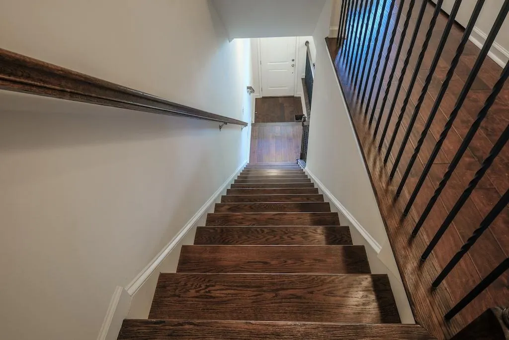 7355 Glisten Avenue, Atlanta, Georgia 30328, 3 Bedrooms Bedrooms, ,3 BathroomsBathrooms,Residential,Sold,7355 Glisten Avenue,6894386