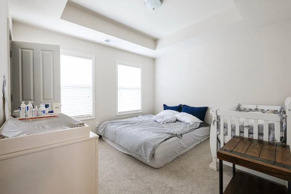 7355 Glisten Avenue, Atlanta, Georgia 30328, 3 Bedrooms Bedrooms, ,3 BathroomsBathrooms,Residential,Sold,7355 Glisten Avenue,6894386