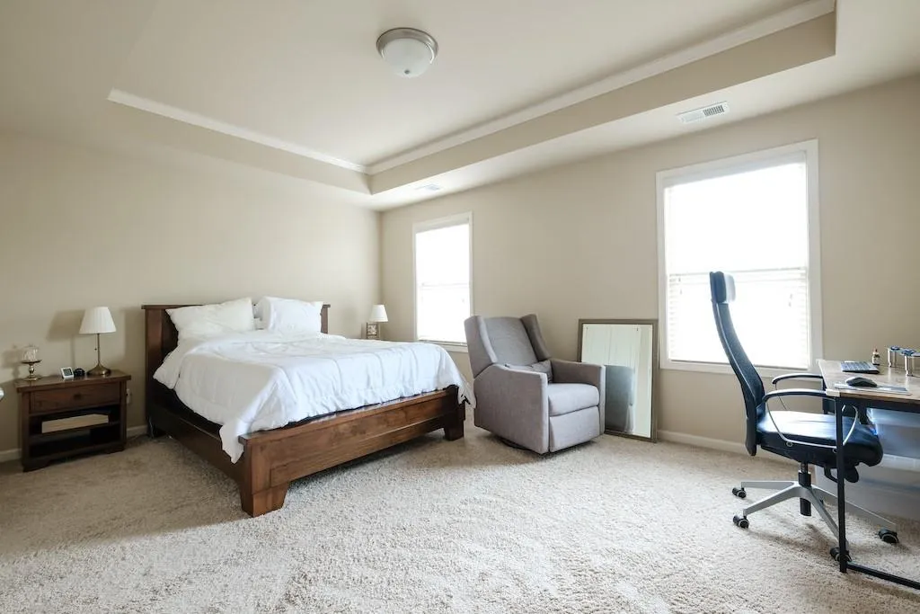 7355 Glisten Avenue, Atlanta, Georgia 30328, 3 Bedrooms Bedrooms, ,3 BathroomsBathrooms,Residential,Sold,7355 Glisten Avenue,6894386