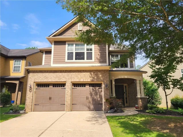 915 Silver Lake Drive, Acworth, Georgia 30102