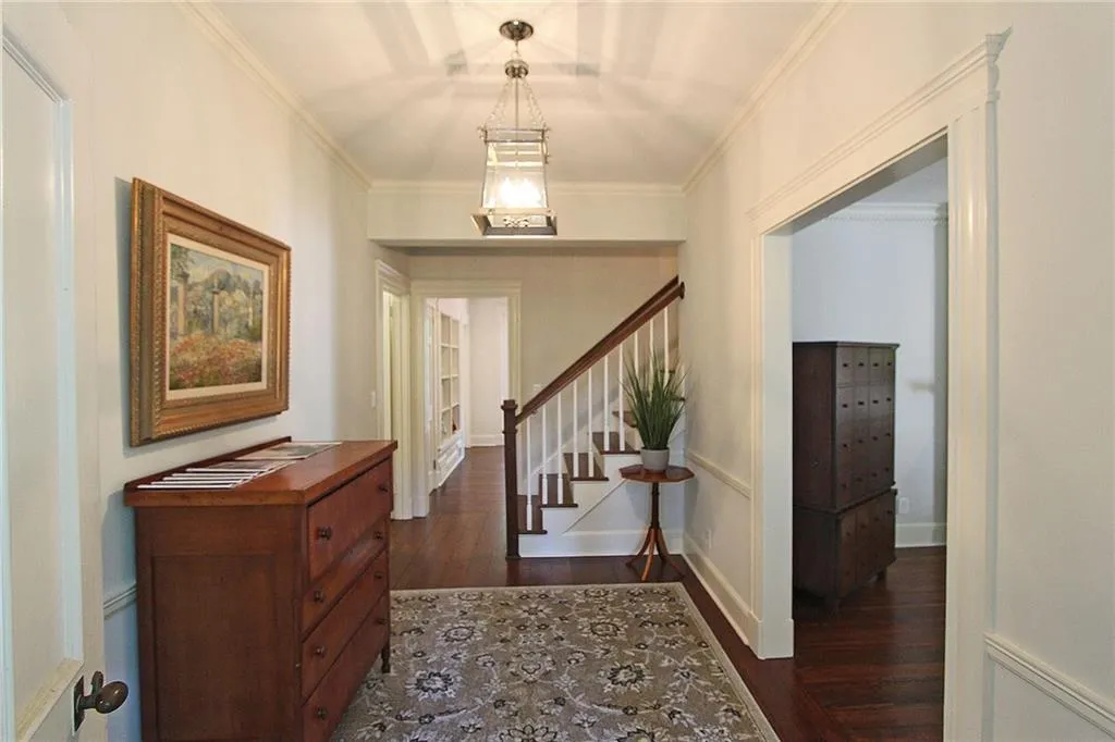1450 W Wesley Road Nw, Atlanta, Georgia 30327, 4 Bedrooms Bedrooms, ,4 BathroomsBathrooms,Residential,Sold,1450 W Wesley Road Nw,5805344