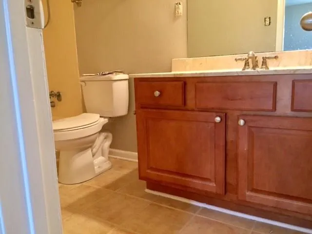 6900 Roswell Road Unit Q3, Atlanta, Georgia 30328, 2 Bedrooms Bedrooms, ,2 BathroomsBathrooms,Residential,Sold,6900 Roswell Road Unit Q3,5769923