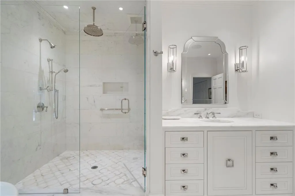 5595 Cross Gate Drive, Atlanta, Georgia 30327, 6 Bedrooms Bedrooms, ,5 BathroomsBathrooms,Residential,Sold,5595 Cross Gate Drive,7473464