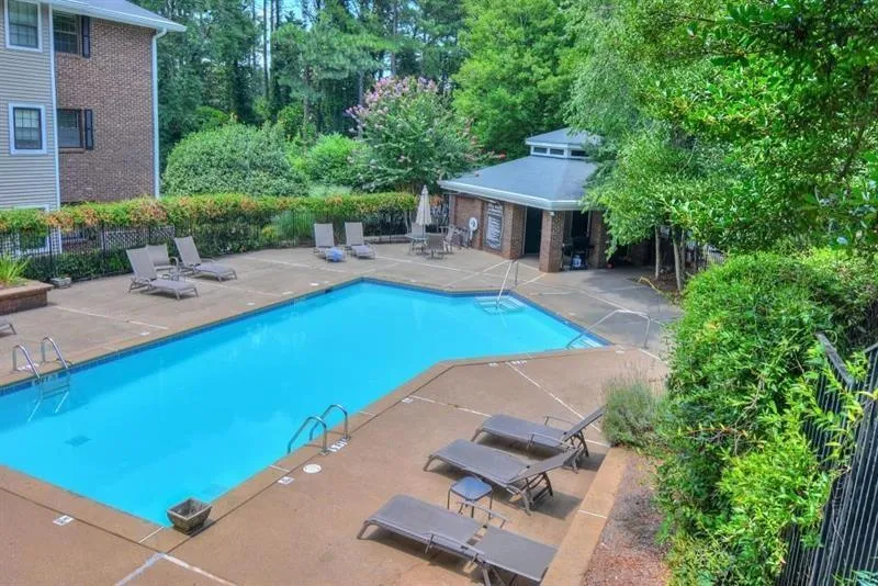 409 Barrington Hills Drive, Sandy Springs, Georgia 30350, 2 Bedrooms Bedrooms, ,2 BathroomsBathrooms,Residential,Sold,409 Barrington Hills Drive,6851331
