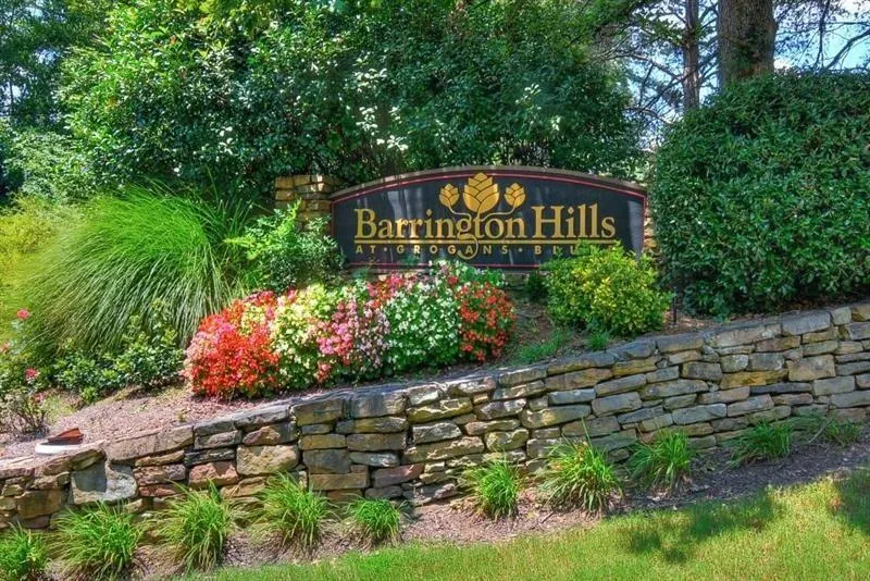 409 Barrington Hills Drive, Sandy Springs, Georgia 30350, 2 Bedrooms Bedrooms, ,2 BathroomsBathrooms,Residential,Sold,409 Barrington Hills Drive,6851331