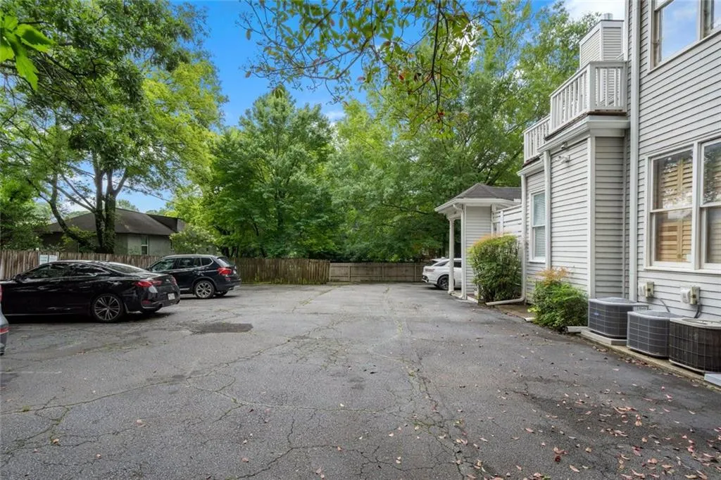893 Ne Piedmont Avenue Ne Unit 3, Atlanta, Georgia 30309, 1 Bedroom Bedrooms, ,1 BathroomBathrooms,Residential,For Sale,893 Ne Piedmont Avenue Ne Unit 3,7589858