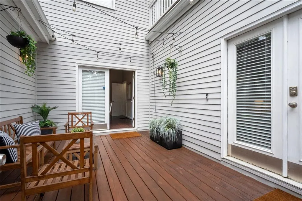 893 Ne Piedmont Avenue Ne Unit 3, Atlanta, Georgia 30309, 1 Bedroom Bedrooms, ,1 BathroomBathrooms,Residential,For Sale,893 Ne Piedmont Avenue Ne Unit 3,7589858