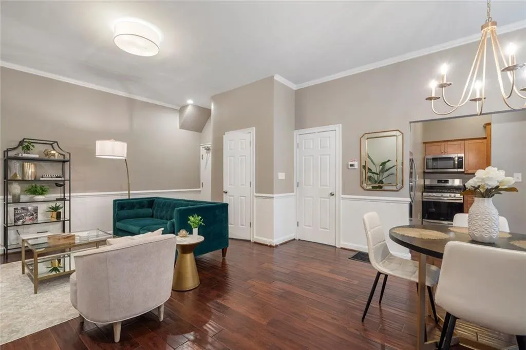 893 Ne Piedmont Avenue Ne Unit 3, Atlanta, Georgia 30309, 1 Bedroom Bedrooms, ,1 BathroomBathrooms,Residential,For Sale,893 Ne Piedmont Avenue Ne Unit 3,7589858