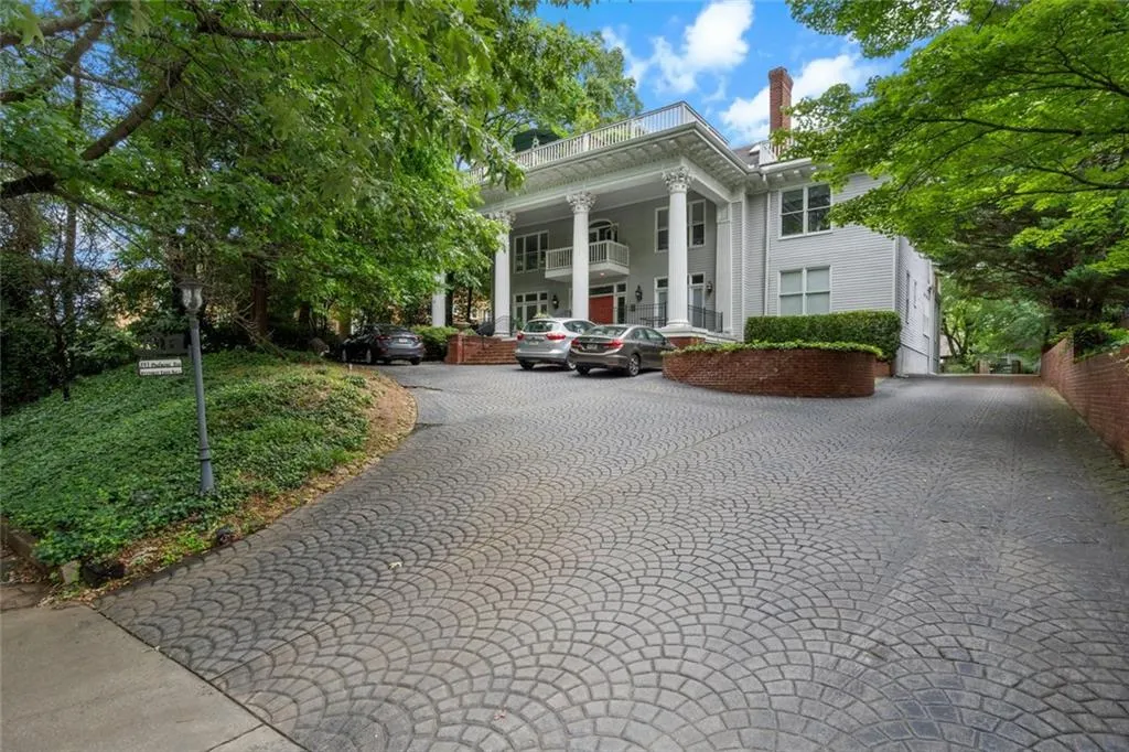 893 Ne Piedmont Avenue Ne Unit 3, Atlanta, Georgia 30309, 1 Bedroom Bedrooms, ,1 BathroomBathrooms,Residential,For Sale,893 Ne Piedmont Avenue Ne Unit 3,7589858