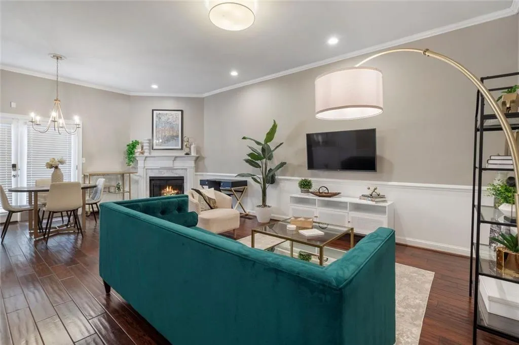 893 Ne Piedmont Avenue Ne Unit 3, Atlanta, Georgia 30309, 1 Bedroom Bedrooms, ,1 BathroomBathrooms,Residential,For Sale,893 Ne Piedmont Avenue Ne Unit 3,7589858