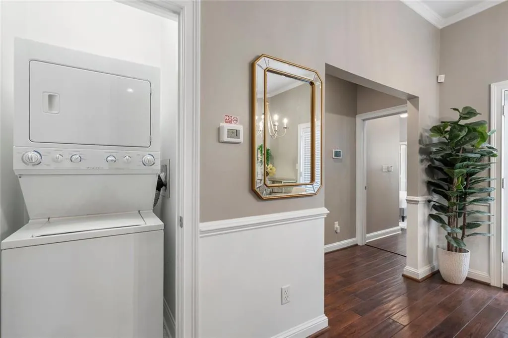 893 Ne Piedmont Avenue Ne Unit 3, Atlanta, Georgia 30309, 1 Bedroom Bedrooms, ,1 BathroomBathrooms,Residential,For Sale,893 Ne Piedmont Avenue Ne Unit 3,7589858