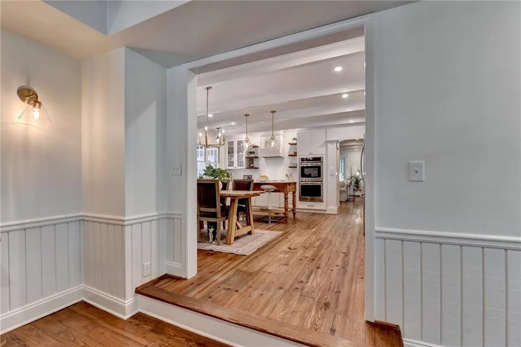 135 River Landing Ne, Atlanta, Georgia 30350, 5 Bedrooms Bedrooms, ,4 BathroomsBathrooms,Residential,For Sale,135 River Landing Ne,7630187