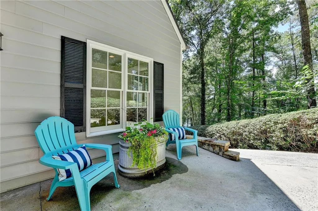135 River Landing Ne, Atlanta, Georgia 30350, 5 Bedrooms Bedrooms, ,4 BathroomsBathrooms,Residential,For Sale,135 River Landing Ne,7630187