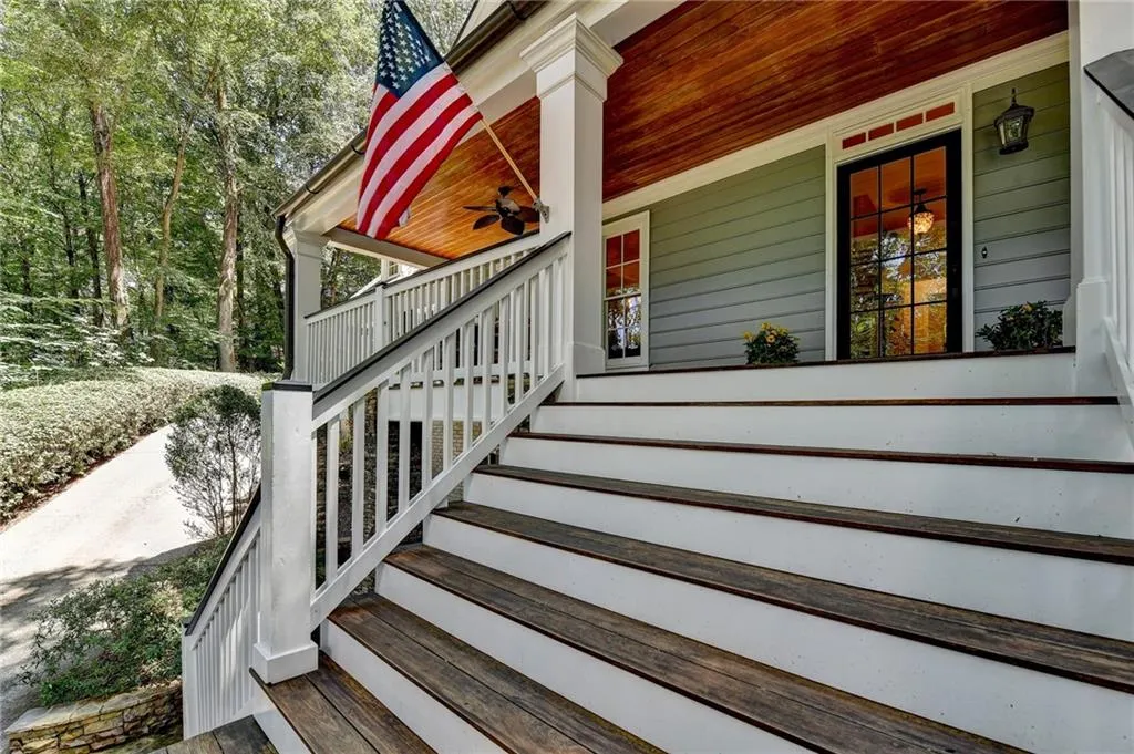 135 River Landing Ne, Atlanta, Georgia 30350, 5 Bedrooms Bedrooms, ,4 BathroomsBathrooms,Residential,For Sale,135 River Landing Ne,7630187