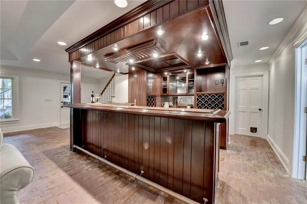 135 River Landing Ne, Atlanta, Georgia 30350, 5 Bedrooms Bedrooms, ,4 BathroomsBathrooms,Residential,For Sale,135 River Landing Ne,7630187