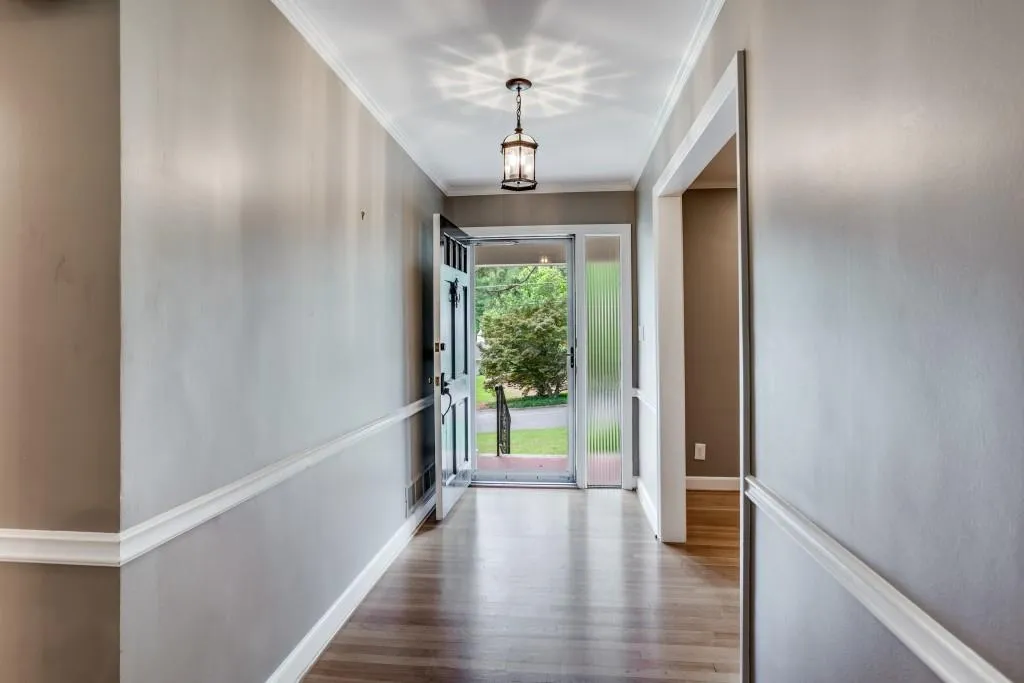 4825 Kendall Court, Atlanta, Georgia 30342, 3 Bedrooms Bedrooms, ,2 BathroomsBathrooms,Residential,Sold,4825 Kendall Court,7065140