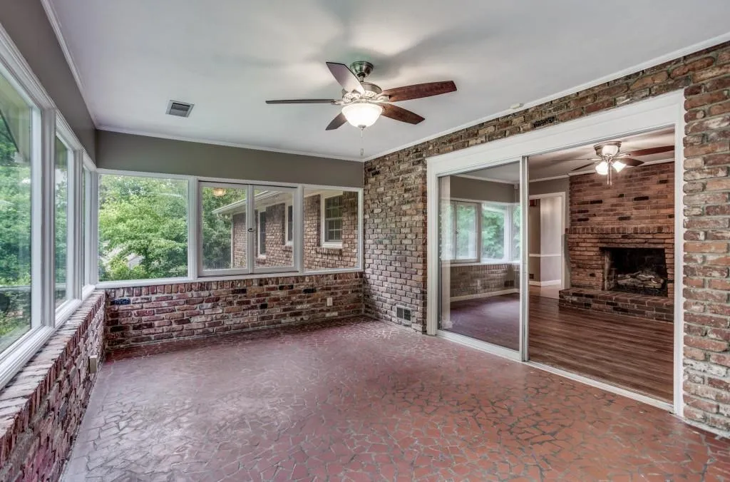 4825 Kendall Court, Atlanta, Georgia 30342, 3 Bedrooms Bedrooms, ,2 BathroomsBathrooms,Residential,Sold,4825 Kendall Court,7065140