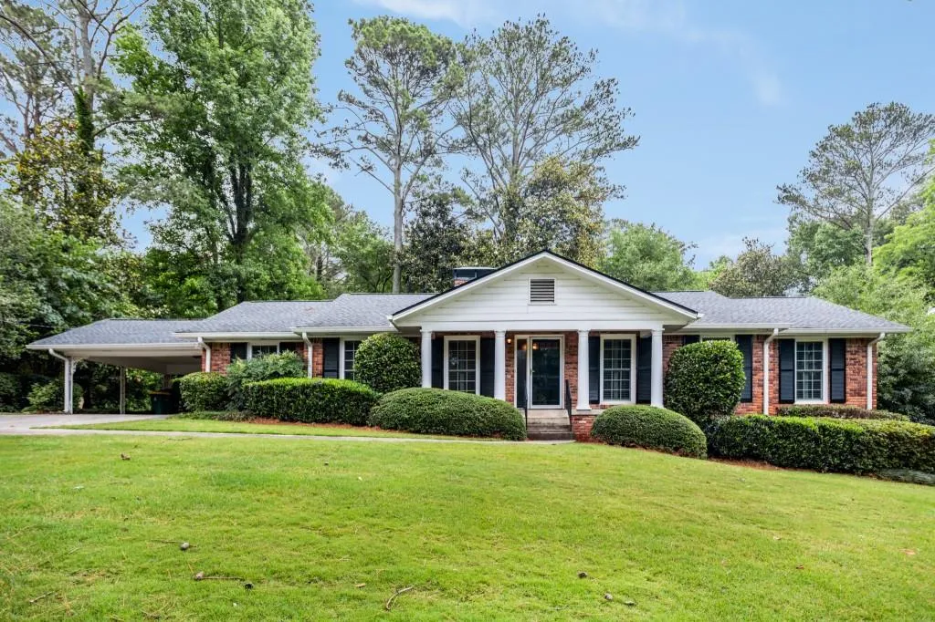 4825 Kendall Court, Atlanta, Georgia 30342, 3 Bedrooms Bedrooms, ,2 BathroomsBathrooms,Residential,Sold,4825 Kendall Court,7065140