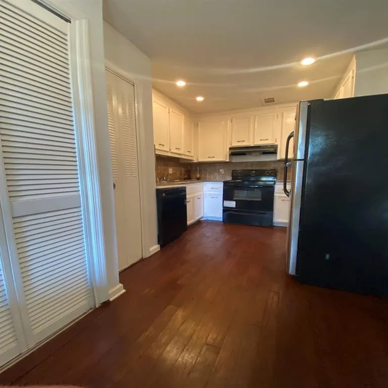 335 Winding River Dr. Unit F, Sandy Springs, Georgia 30350, 2 Bedrooms Bedrooms, ,2 BathroomsBathrooms,Residential,Sold,335 Winding River Dr. Unit F,6798009