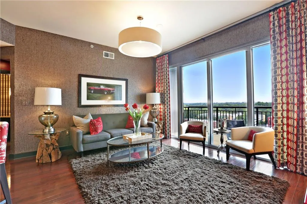 222 12th Street Ne Unit 1705, Atlanta, Georgia 30309, 2 Bedrooms Bedrooms, ,2 BathroomsBathrooms,Residential,Sold,222 12th Street Ne Unit 1705,5878040
