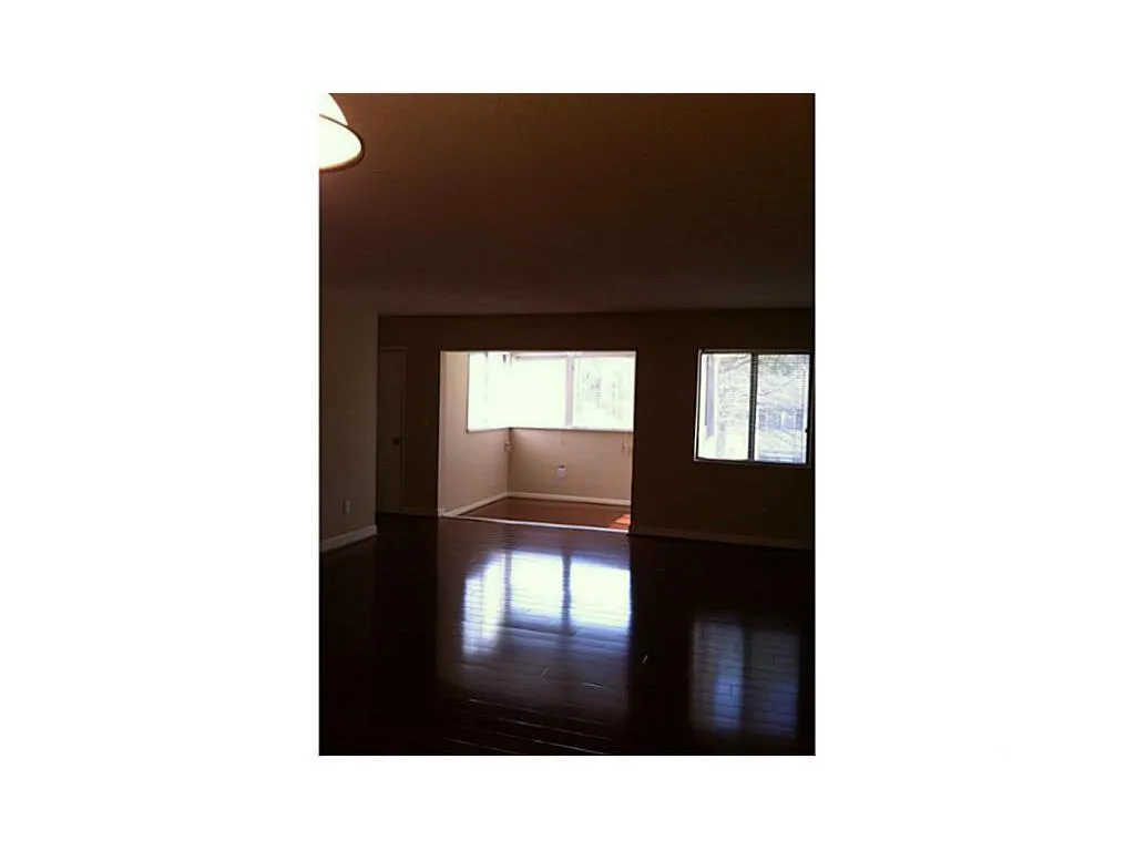 1613 Wingate Way, Sandy Springs, Georgia 30350, 2 Bedrooms Bedrooms, ,2 BathroomsBathrooms,Residential,Sold,1613 Wingate Way,5662225