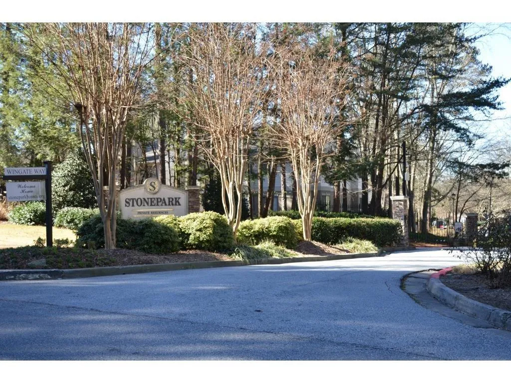 1613 Wingate Way, Sandy Springs, Georgia 30350, 2 Bedrooms Bedrooms, ,2 BathroomsBathrooms,Residential,Sold,1613 Wingate Way,5662225