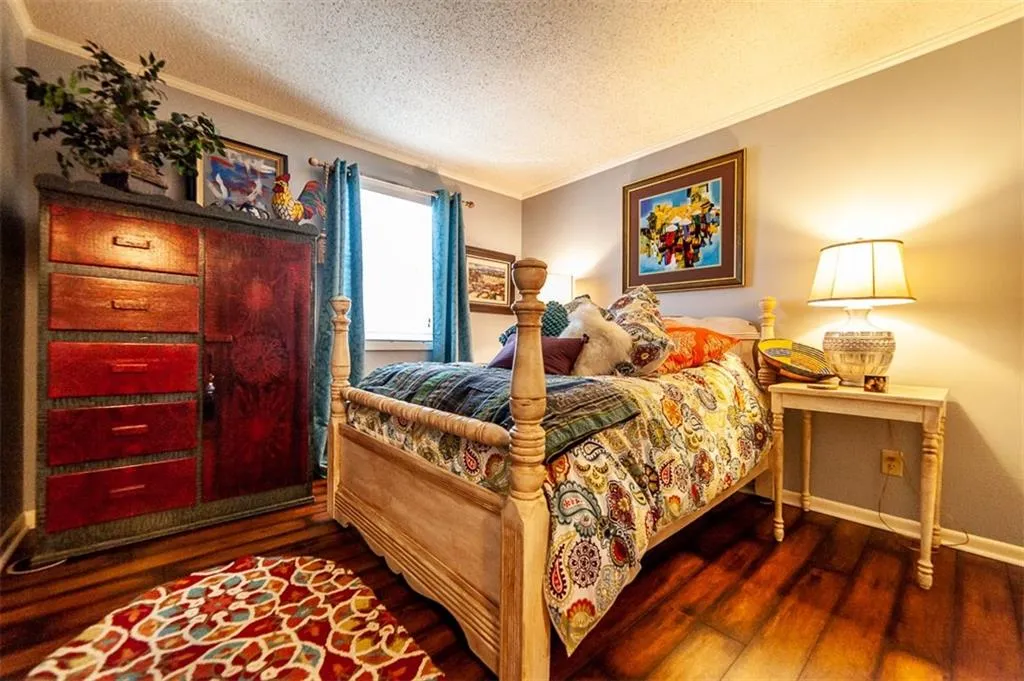 6900 Roswell Road Unit G1, Atlanta, Georgia 30328, 3 Bedrooms Bedrooms, ,2 BathroomsBathrooms,Residential,Sold,6900 Roswell Road Unit G1,6129565
