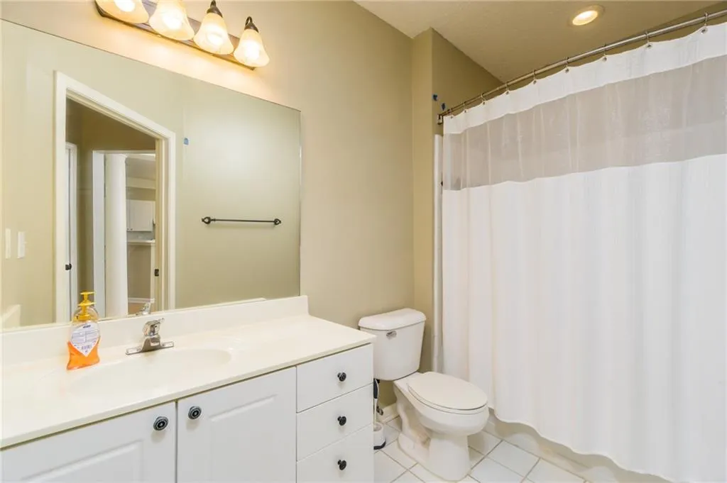 5559 Glenridge Drive Unit 1305, Atlanta, Georgia 30342, 1 Bedroom Bedrooms, ,1 BathroomBathrooms,Residential,Sold,5559 Glenridge Drive Unit 1305,6968909