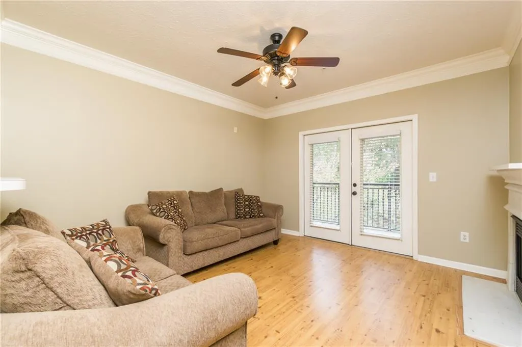 5559 Glenridge Drive Unit 1305, Atlanta, Georgia 30342, 1 Bedroom Bedrooms, ,1 BathroomBathrooms,Residential,Sold,5559 Glenridge Drive Unit 1305,6968909