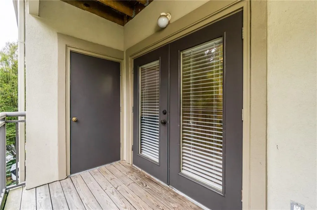 5559 Glenridge Drive Unit 1305, Atlanta, Georgia 30342, 1 Bedroom Bedrooms, ,1 BathroomBathrooms,Residential,Sold,5559 Glenridge Drive Unit 1305,6968909