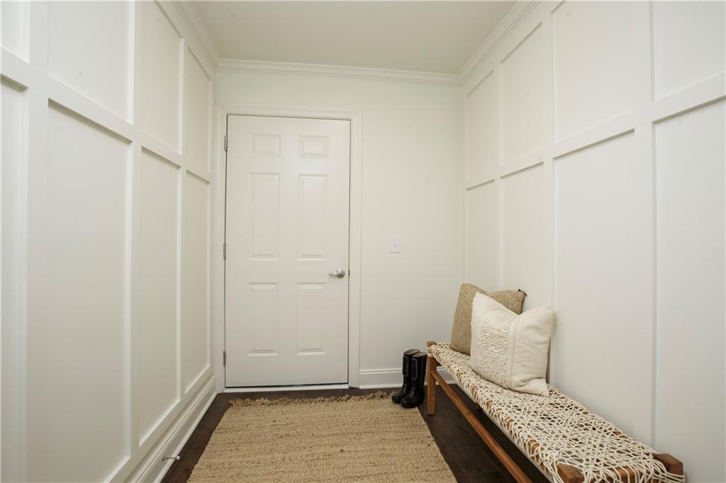 1000 Ridge Tarn, Sandy Springs, Georgia 30350, 5 Bedrooms Bedrooms, ,5 BathroomsBathrooms,Residential,Sold,1000 Ridge Tarn,7296775