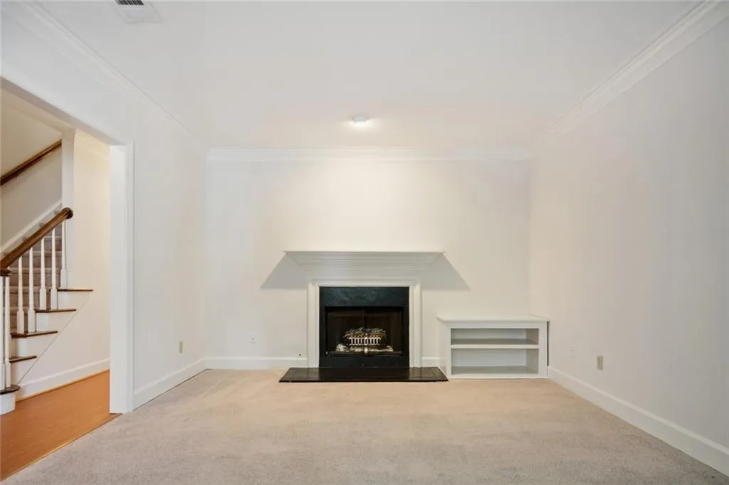 7500 Roswell Road Unit 2, Sandy Springs, Georgia 30350, 2 Bedrooms Bedrooms, ,2 BathroomsBathrooms,Residential,Sold,7500 Roswell Road Unit 2,6786701