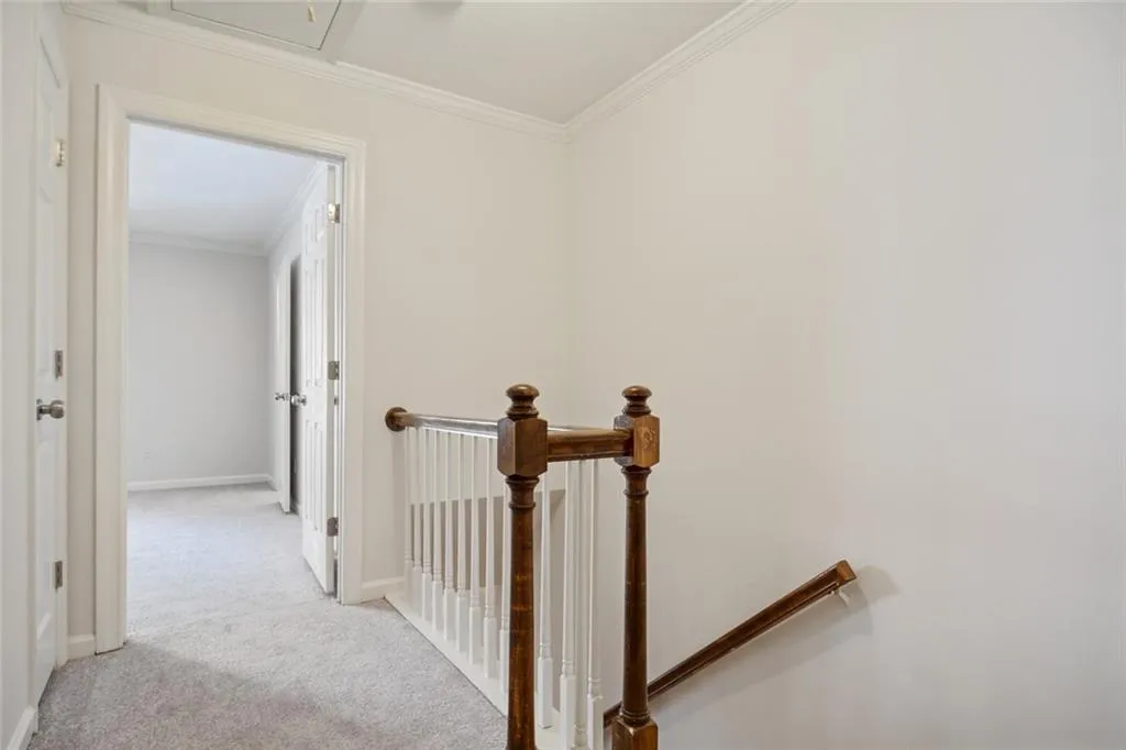7500 Roswell Road Unit 2, Sandy Springs, Georgia 30350, 2 Bedrooms Bedrooms, ,2 BathroomsBathrooms,Residential,Sold,7500 Roswell Road Unit 2,6786701
