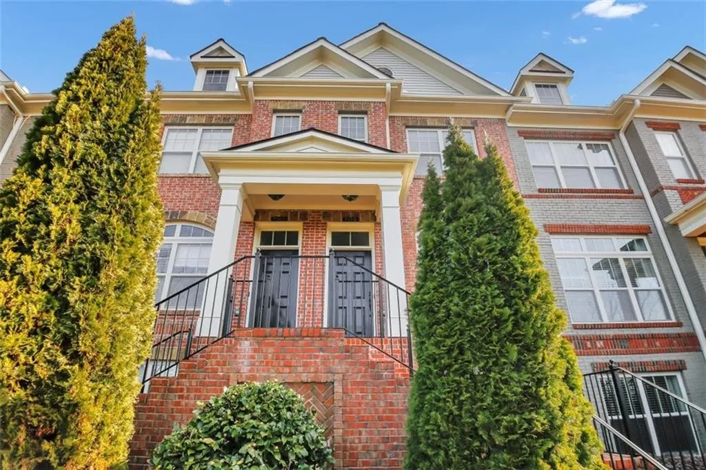 7170 Glisten Avenue, Atlanta, Georgia 30328, 3 Bedrooms Bedrooms, ,3 BathroomsBathrooms,Residential,Sold,7170 Glisten Avenue,6829212