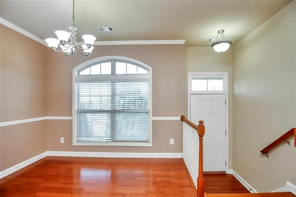 7170 Glisten Avenue, Atlanta, Georgia 30328, 3 Bedrooms Bedrooms, ,3 BathroomsBathrooms,Residential,Sold,7170 Glisten Avenue,6829212