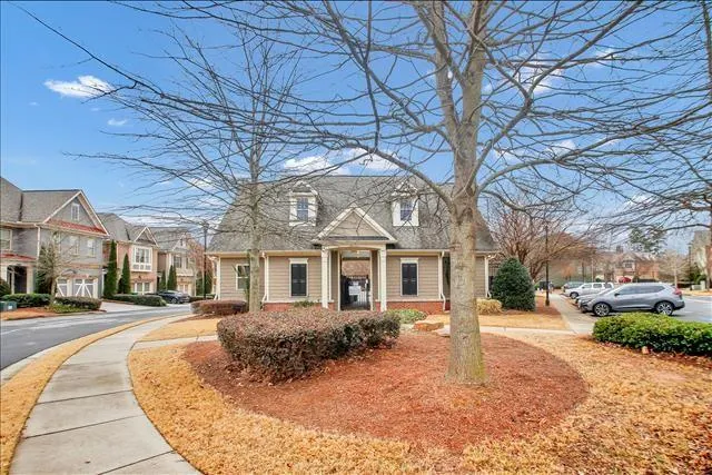 7170 Glisten Avenue, Atlanta, Georgia 30328, 3 Bedrooms Bedrooms, ,3 BathroomsBathrooms,Residential,Sold,7170 Glisten Avenue,6829212