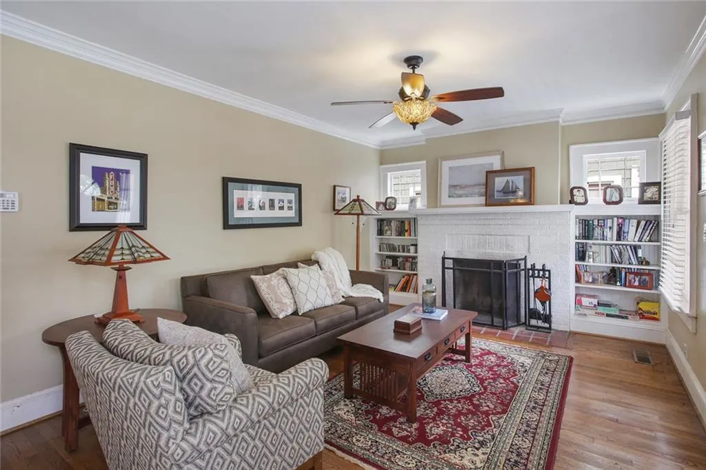 2279 Fairhaven Circle Ne, Atlanta, Georgia 30305, 3 Bedrooms Bedrooms, ,3 BathroomsBathrooms,Residential,Sold,2279 Fairhaven Circle Ne,5739789