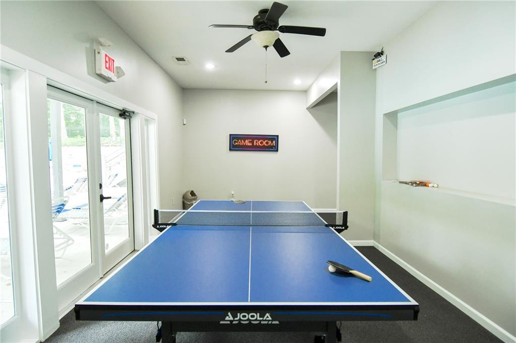 18 Basswood Circle, Sandy Springs, Georgia 30328, 2 Bedrooms Bedrooms, ,2 BathroomsBathrooms,Residential,Sold,18 Basswood Circle,7281308