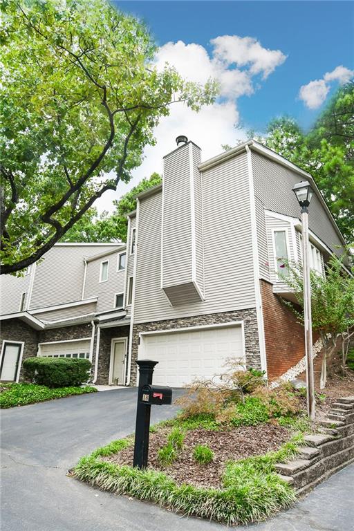 18 Basswood Circle, Sandy Springs, Georgia 30328, 2 Bedrooms Bedrooms, ,2 BathroomsBathrooms,Residential,Sold,18 Basswood Circle,7281308