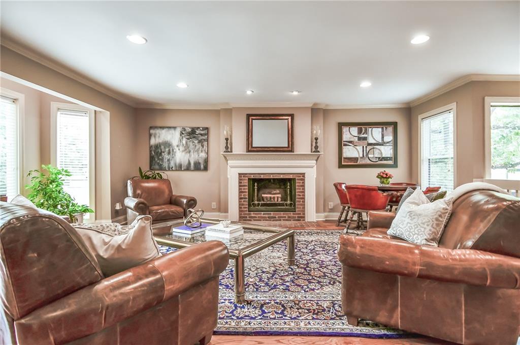 18 Basswood Circle, Sandy Springs, Georgia 30328, 2 Bedrooms Bedrooms, ,2 BathroomsBathrooms,Residential,Sold,18 Basswood Circle,7281308