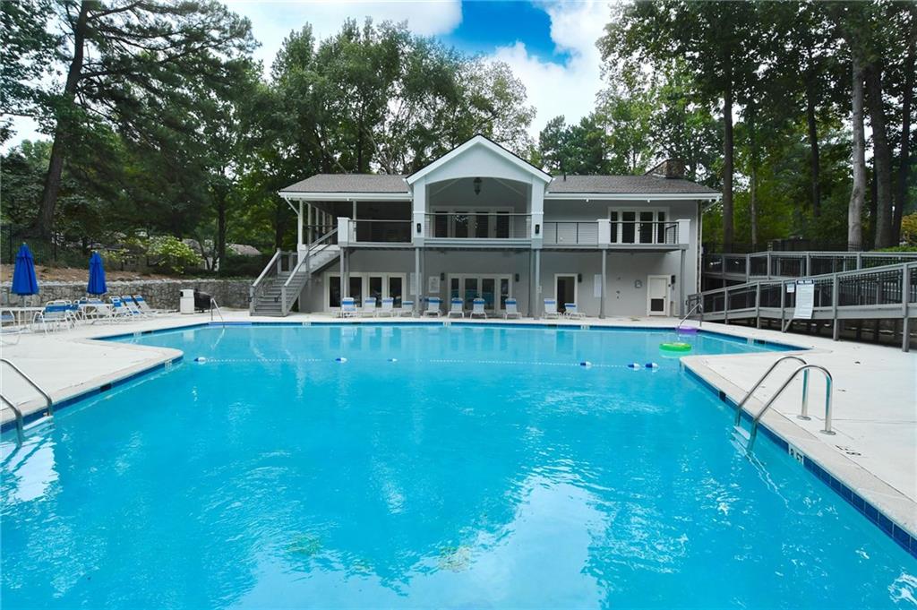 18 Basswood Circle, Sandy Springs, Georgia 30328, 2 Bedrooms Bedrooms, ,2 BathroomsBathrooms,Residential,Sold,18 Basswood Circle,7281308