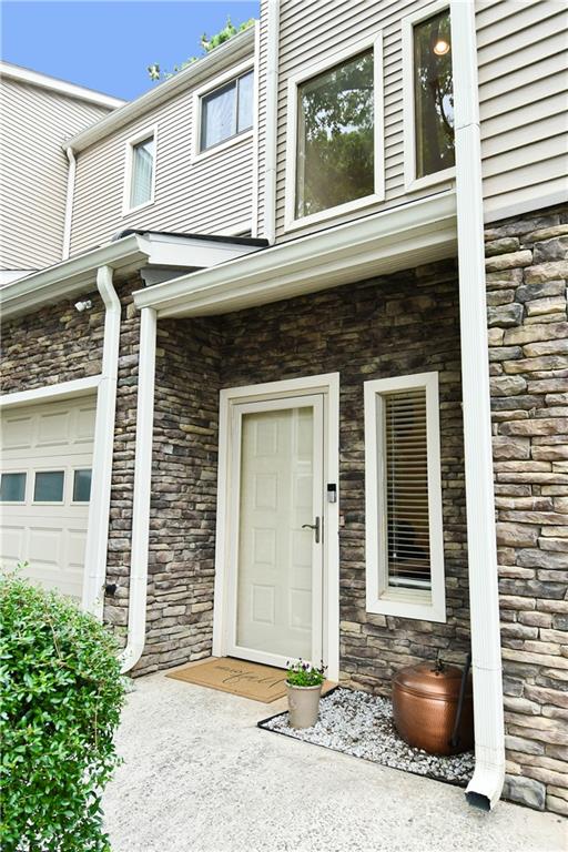 18 Basswood Circle, Sandy Springs, Georgia 30328, 2 Bedrooms Bedrooms, ,2 BathroomsBathrooms,Residential,Sold,18 Basswood Circle,7281308