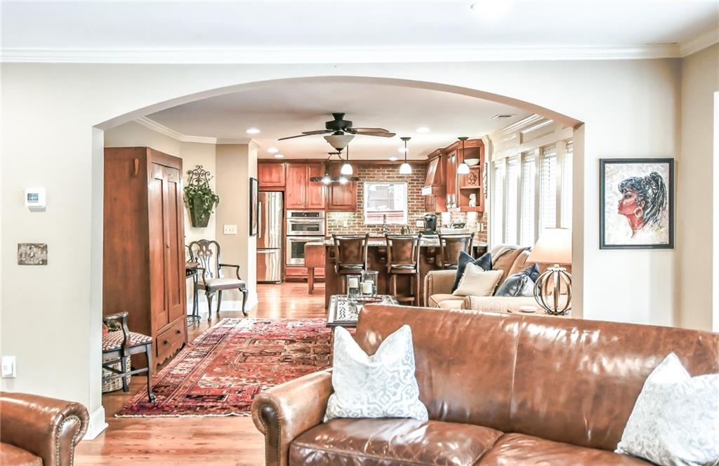 18 Basswood Circle, Sandy Springs, Georgia 30328, 2 Bedrooms Bedrooms, ,2 BathroomsBathrooms,Residential,Sold,18 Basswood Circle,7281308