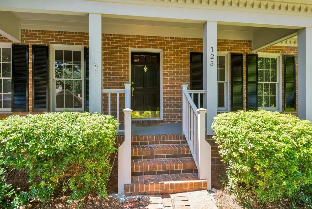 125 Dunhill Court, Sandy Springs, Georgia 30328, 3 Bedrooms Bedrooms, ,2 BathroomsBathrooms,Residential,Sold,125 Dunhill Court,6047562
