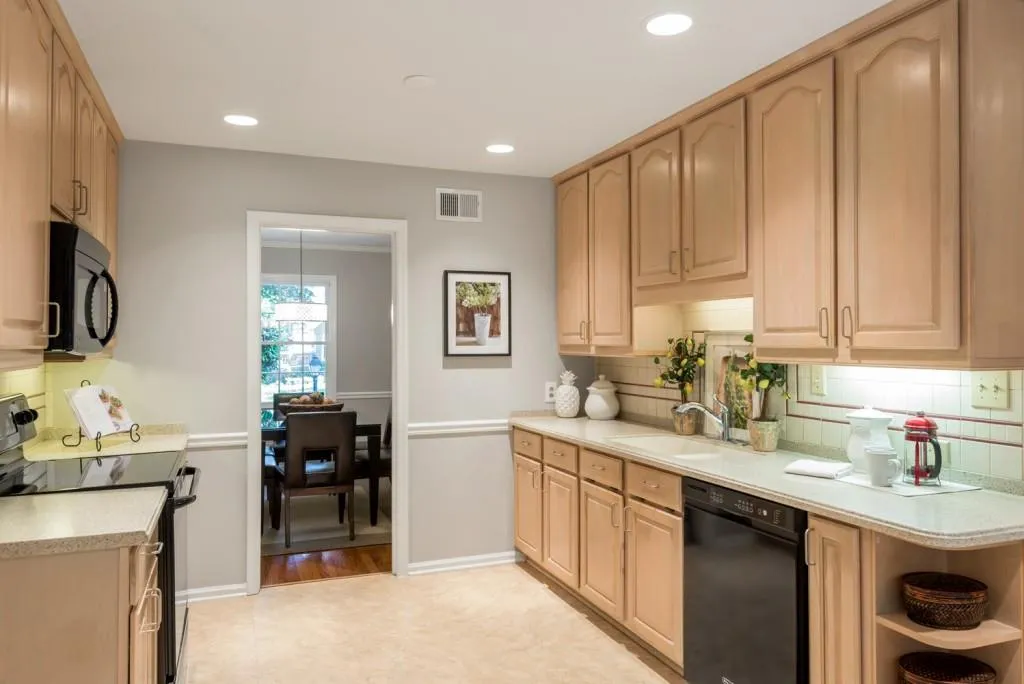125 Dunhill Court, Sandy Springs, Georgia 30328, 3 Bedrooms Bedrooms, ,2 BathroomsBathrooms,Residential,Sold,125 Dunhill Court,6047562
