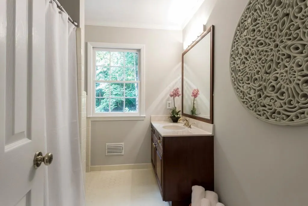 125 Dunhill Court, Sandy Springs, Georgia 30328, 3 Bedrooms Bedrooms, ,2 BathroomsBathrooms,Residential,Sold,125 Dunhill Court,6047562