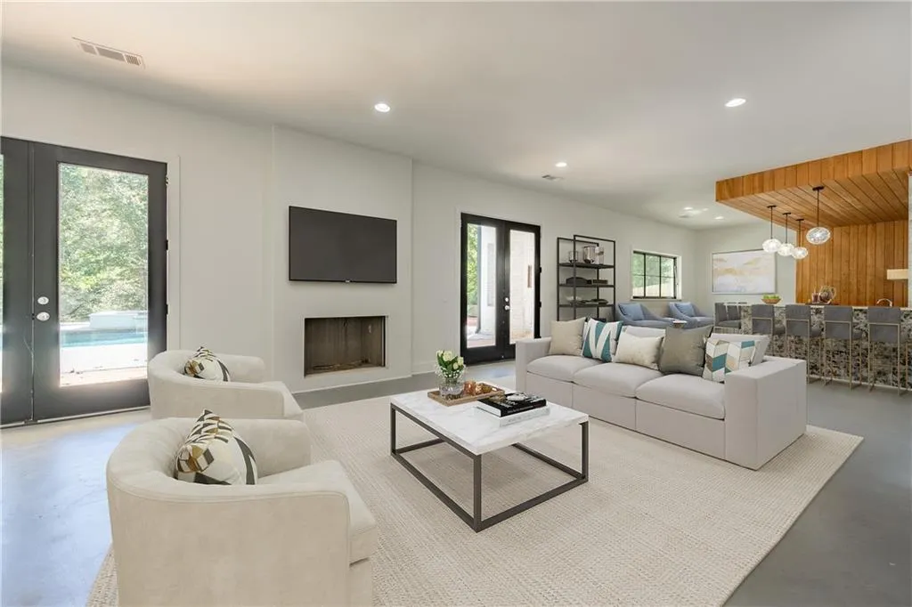 8315 Hewlett Road, Sandy Springs, Georgia 30350, 6 Bedrooms Bedrooms, ,6 BathroomsBathrooms,Residential,Sold,8315 Hewlett Road,6960732