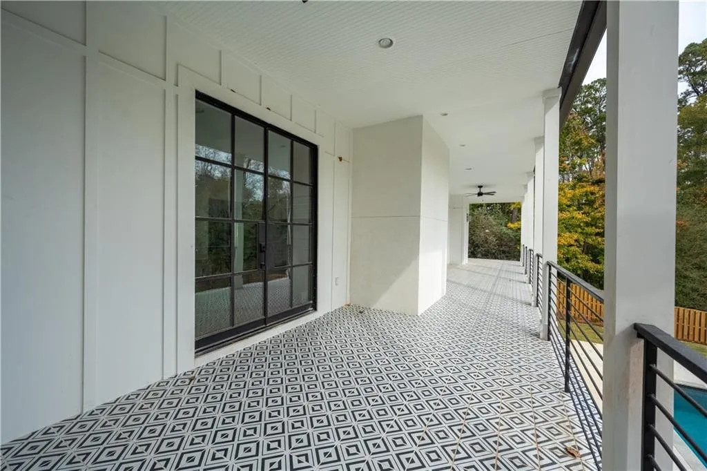 8315 Hewlett Road, Sandy Springs, Georgia 30350, 6 Bedrooms Bedrooms, ,6 BathroomsBathrooms,Residential,Sold,8315 Hewlett Road,6960732