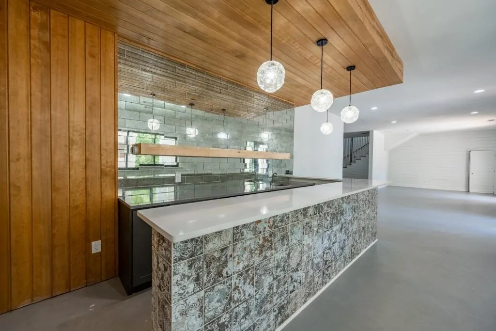 8315 Hewlett Road, Sandy Springs, Georgia 30350, 6 Bedrooms Bedrooms, ,6 BathroomsBathrooms,Residential,Sold,8315 Hewlett Road,6960732